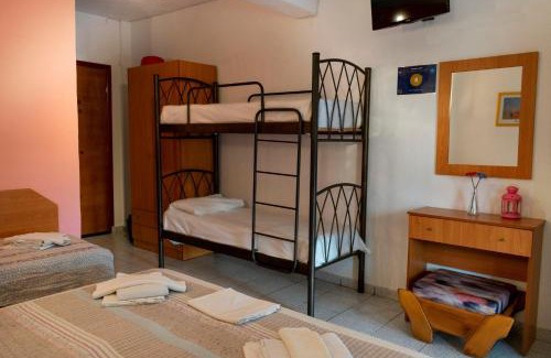 Paradhisos Apartment | Villa Gesthimani