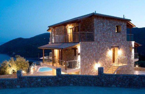 Mikros Gialos Villa | Villa Giapis