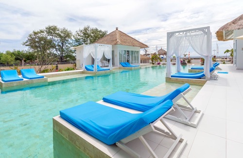 Gili Trawangan Villa | Villa-Gili-Bali-Beach - 14-16 people - beachfront - 500 m2-7 rooms + 5 bathrooms