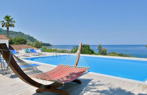 San Marco di Castellabate Villa | Villa Gioia con piscina sul mare