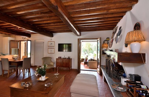 Villabuona Villa | Villa Giovannino, Camaiore, Lucca and Viareggio