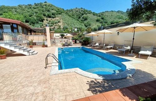 Trappitello Bed & Breakfast | Villa Gloria