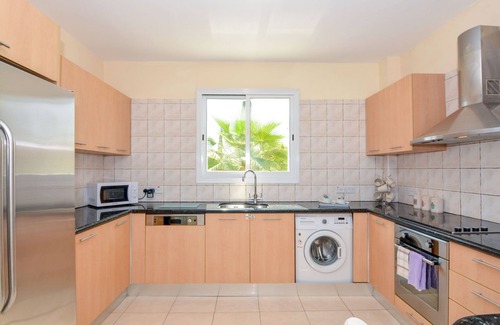 Polis Cottage | Villa Golden Coast 06 - a villa that sleeps 6 guests in 3 bedrooms
