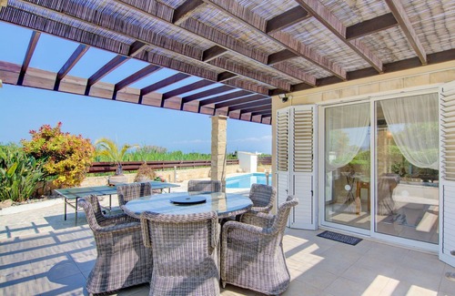Polis Cottage | Villa Golden Coast 06 - a villa that sleeps 6 guests in 3 bedrooms
