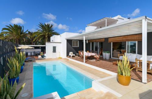 Costa Teguise Villa | Villa Golf Lanzarote