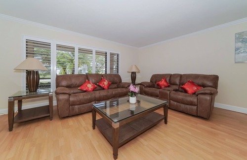 The Meadows House | Villa Golfers' Delight, 3BR/2BA, solar heated pool