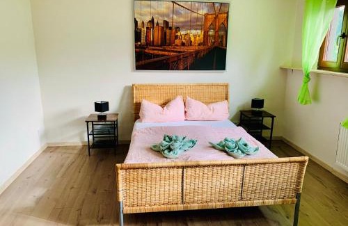 Calw House | Villa Goncalves, Komplette Wohnung mit Parkplatz und Wallbox vor der Tür
