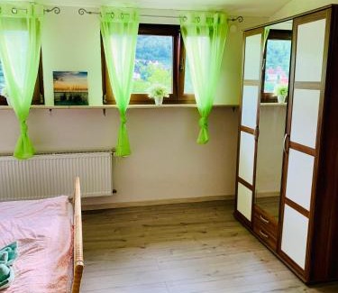 Calw House | Villa Goncalves, Komplette Wohnung mit Parkplatz und Wallbox vor der Tür