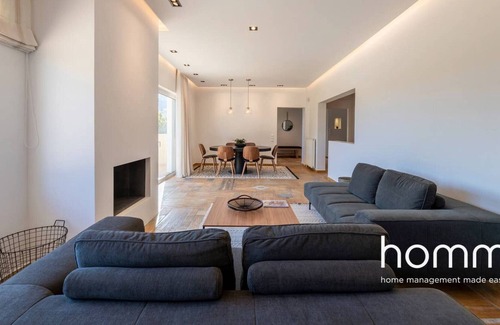 Saronikos Villa | Villa Valmα homm with 5 bedrooms and private pool, 10ppl
