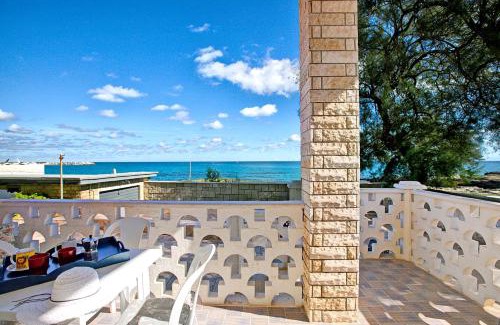 San Foca Villa | Villa Grazia On The Seaside - Happy Rentals