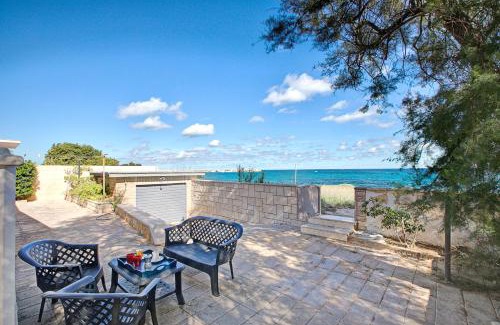San Foca Villa | Villa Grazia On The Seaside - Happy Rentals