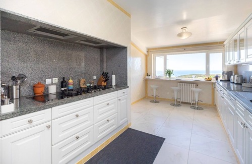 Monserrate Villa | Villa Guincho Cascais | Ocean View | 16pax | Maid