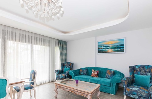 Marmaris City Center House | Villa Gunes 2 Icmeler (shared pool)