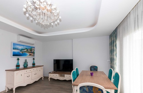 Marmaris City Center House | Villa Gunes 2 Icmeler (shared pool)
