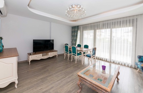 Marmaris City Center House | Villa Gunes 2 Icmeler (shared pool)