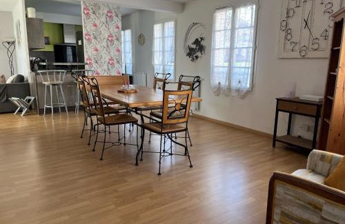 Magny-le-Hongre House | Villa Hésperides 5 mins de Disneyland Paris
