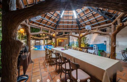 Thang Tam Villa | Villa Hồ Bơi Bida Karaoke Sân BBQ ngoài trời Đẹp