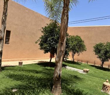 Sidi Abdallah Ghiat Villa | Villa Hania 4 chambres avec piscine