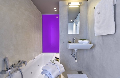 Kissamos Villa | Villa Harmony - private - infinity pool sea views throughout the house