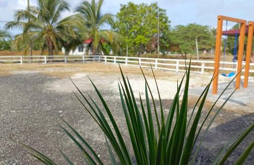 Sekinchan House | Villa Haryz - MslimOnly