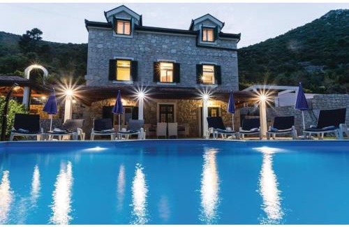 Ploce Villa | Villa Heart of Stone
