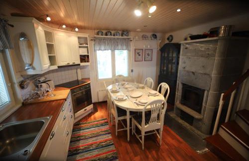 Rosala Villa | Villa Helga - Beachfront