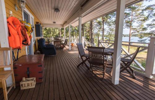 Rosala Villa | Villa Helga - Beachfront