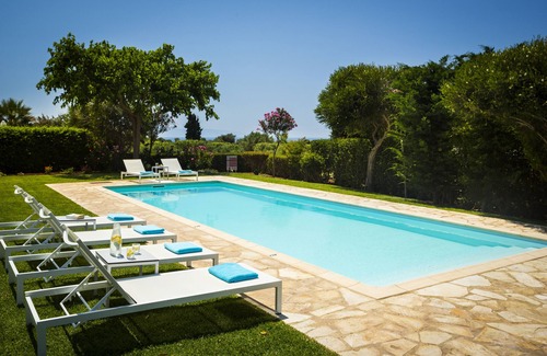 Svoronata Villa | VILLA HERA, LUXURY VILLA WITH PRIVATE POOL