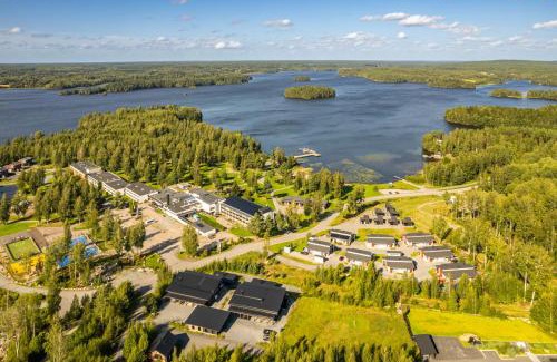 Ellivuori Villa | Villa Hirvi