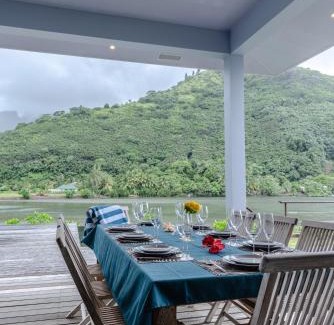 Papeto'ai Villa | Villa Ho'a - bord de mer avec piscine