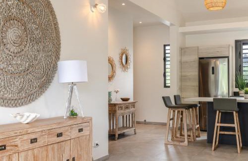 Papeto'ai Villa | Villa Ho'a - bord de mer avec piscine