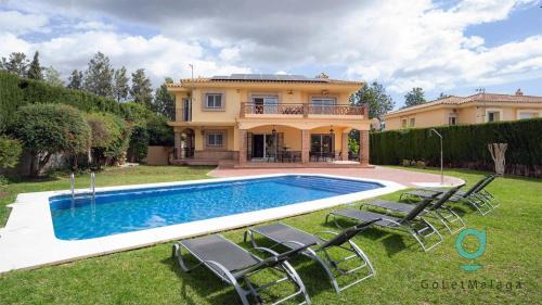 Mijas Villa | Villa Hole in One - GoLetMalaga