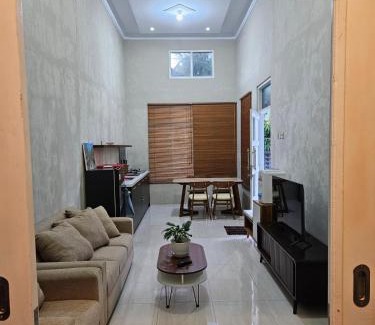 Temon Villa | Villa Hollandia