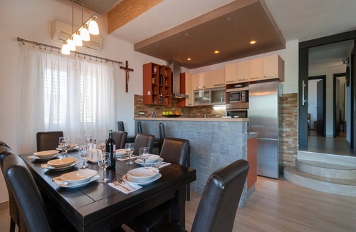 Slivno House | Villa Homeland - Five-Bedroom Home