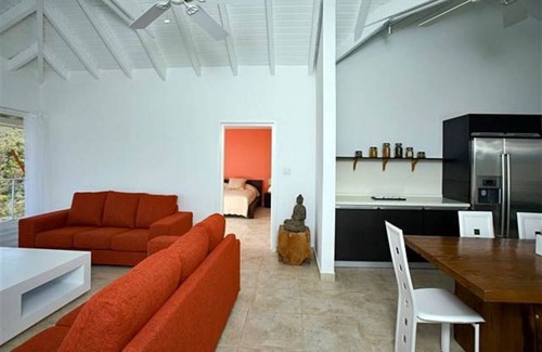 Almond Grove Villa | Villa Horizon by Fantasia Viillas