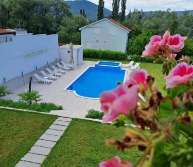 Blagaj Villa | Villa HS