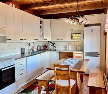 Sulkava Villa | Villa Huvikalliola, LaatuLomat