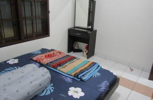 Cipanas Villa | VILLA HZ
