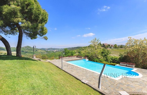 Cremolino Villa | Villa I Turri, luxury in the vineyards