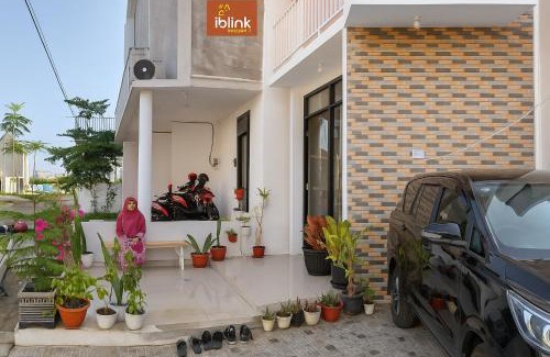 Dinoyo House | Villa Iblink"Aesthetic & Homely in Malang"