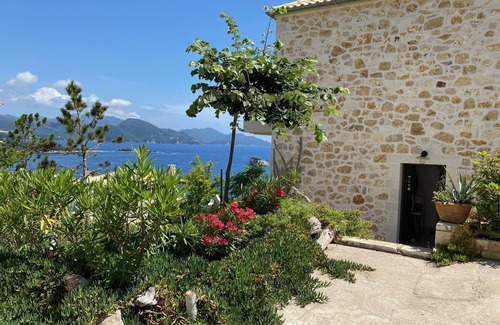 Sivota Villa | Villa Ida - Seafront