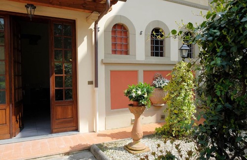 Oltrarno Bed & Breakfast | Villa il Leone