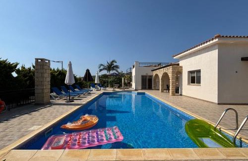 Peyia Town Villa | Villa Imperial Sea-Caves Private Pool