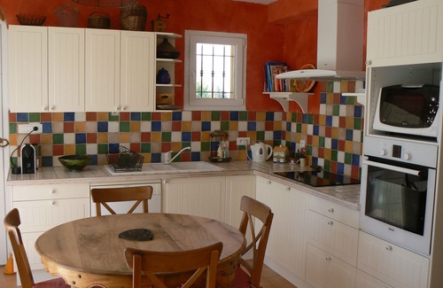 Cairanne Villa | villa in a quiet Cairanne, charming village on the wine trail