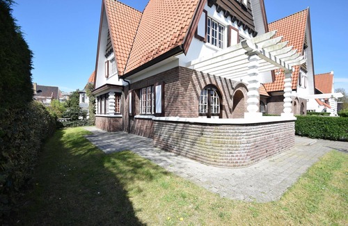 De Haan Villa | Villa in Belgium near the Beach