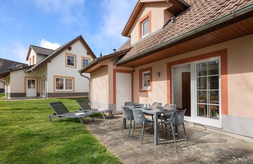 Ediger Villa | Villa in Cochem with Garden and Parking