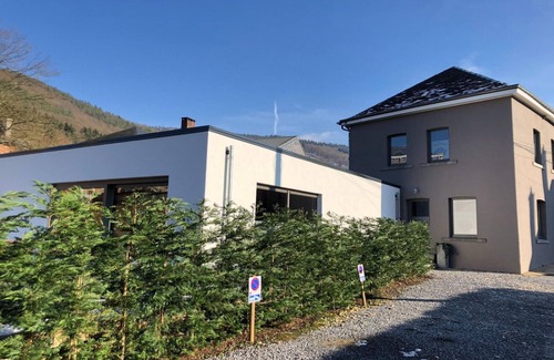 Coo House | Villa in Coo with Indoor Pool & Near Waterfalls
