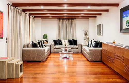 Cortina d'Ampezzo Villa | Villa in Cortina D'ampezzo with 6 bedrooms sleeps 12