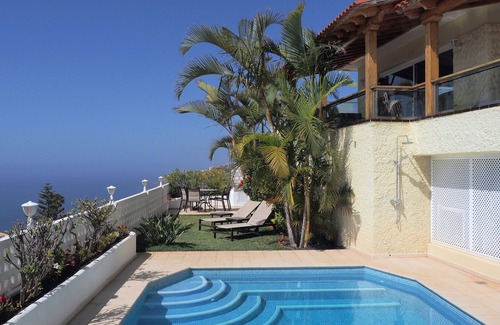 La Matanza de Acentejo Villa | Villa in quiet location with superb views of the Atlantic Ocean and private pool