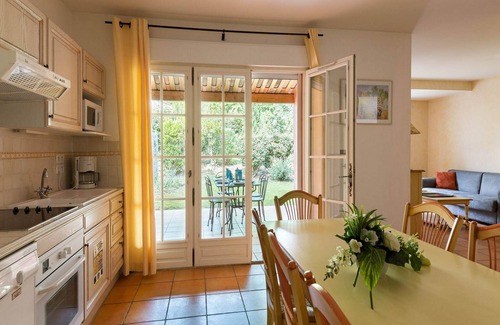 Fayence House | Villa in Fayence with Private Pool & BBQ